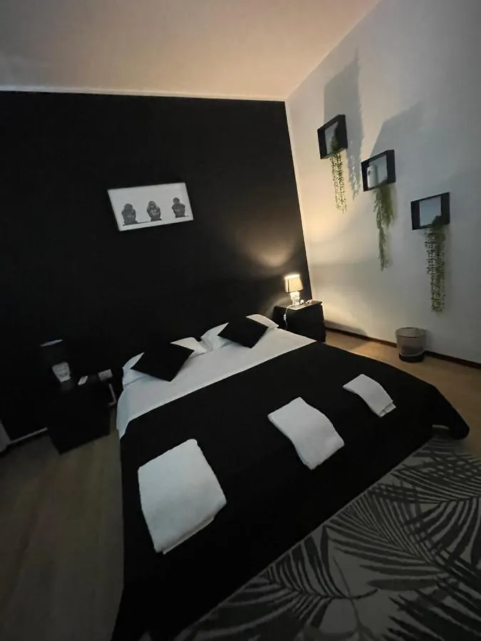 Burghi Rooms contacts