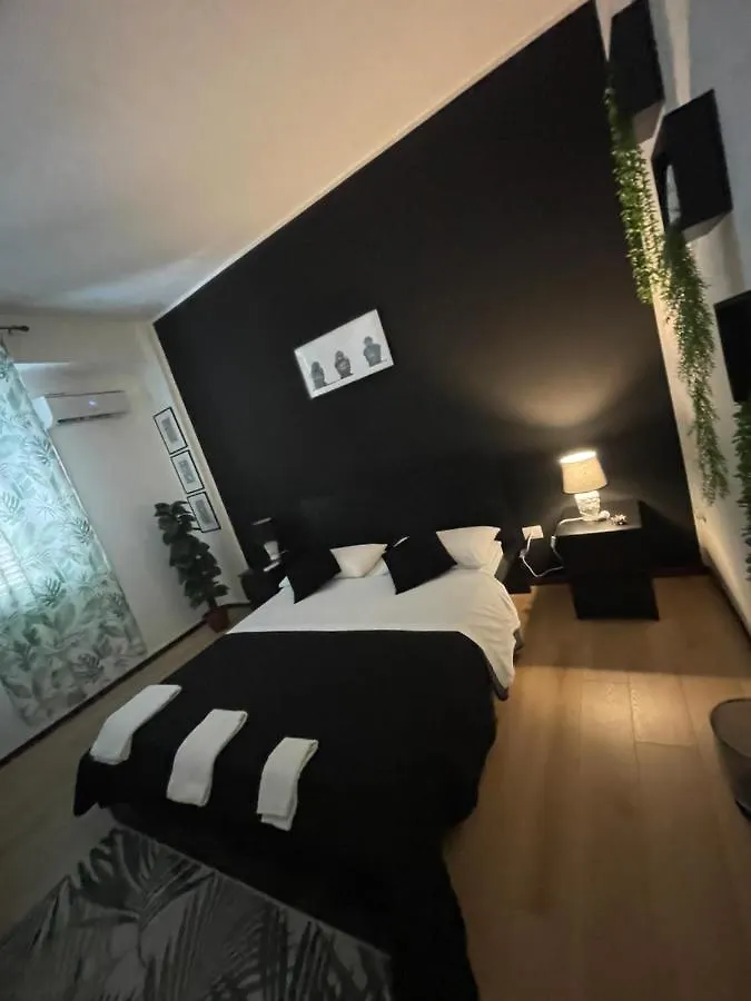 Guest house Burghi Rooms Palermo Italy